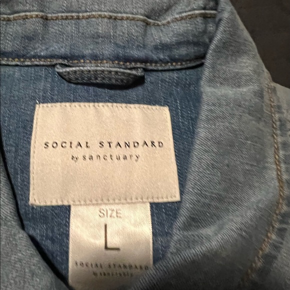 NWT- Social Standard by Sanctuary Ladies Denim Jean Jacket. OFFERS WELCOME. - Picture 6 of 11